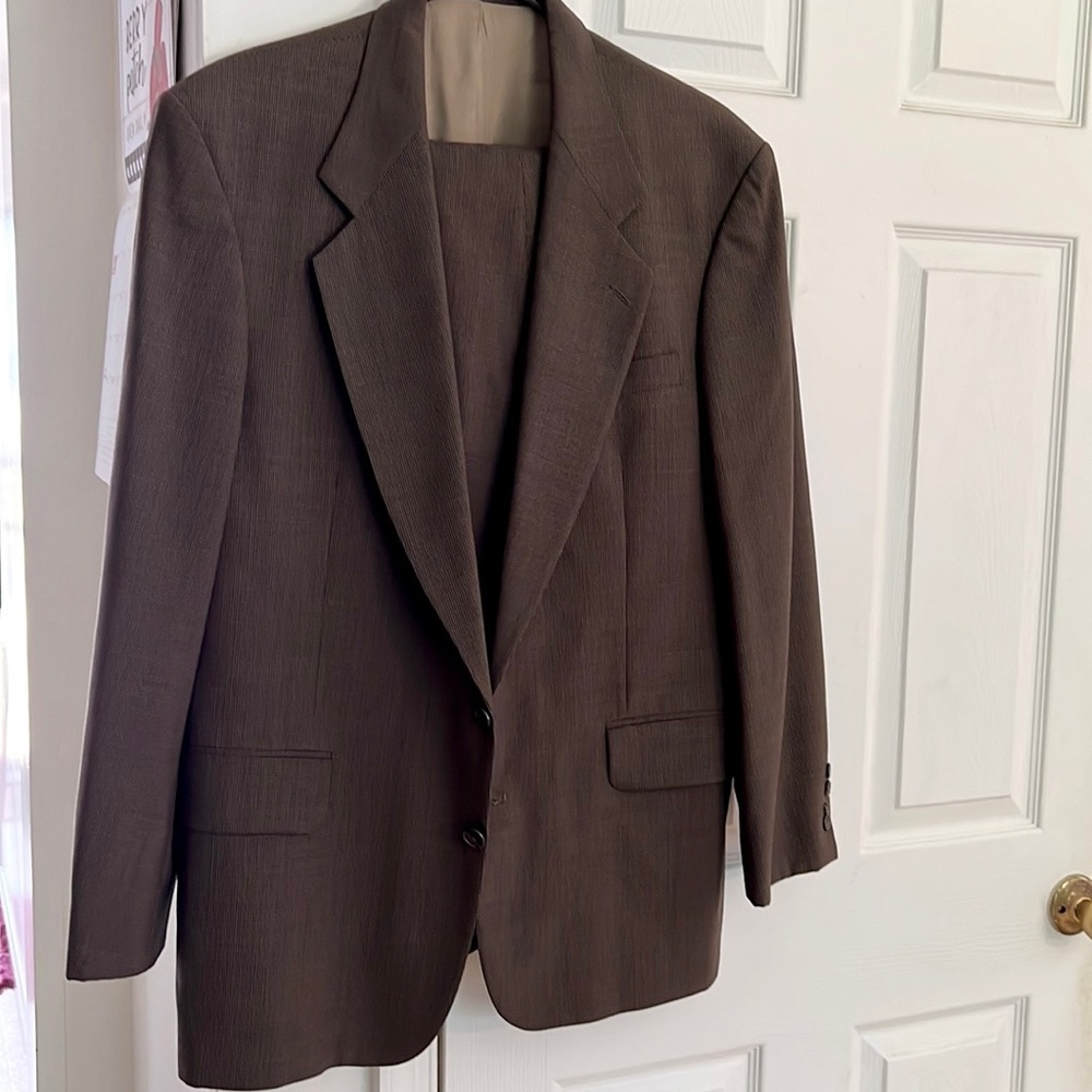 Brown 2 button suit